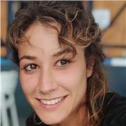 Doctorada en Ciencias Agrarias y del Medio Natural y profesora de secundaria y bachillerato